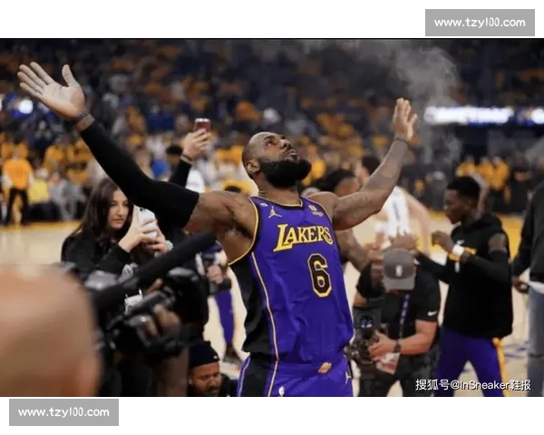 詹姆斯vs时代群雄一对一对决谁能主宰赛场风云冠军走向与荣耀未来